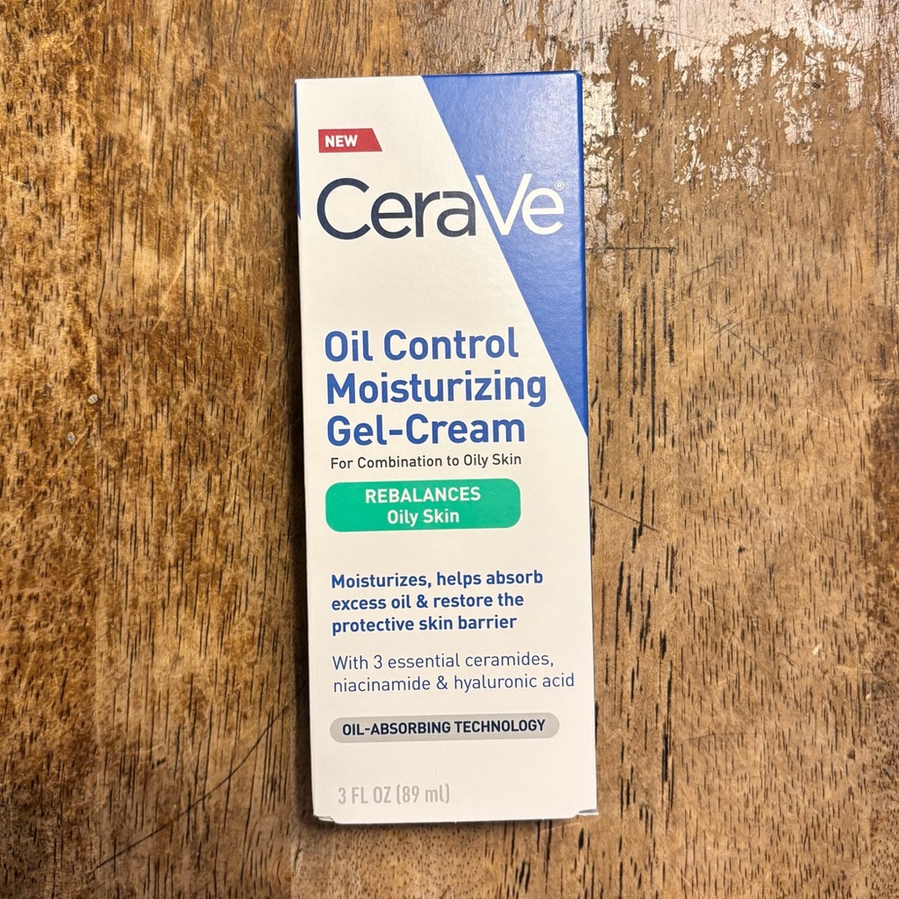 CeraVe Oil Control Moisturizing Gel-Cream
For Combination to Oily Skin